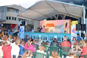 Espectáculo infantil en Los Llanos de Telde (Foto Francisco Javier Santana)